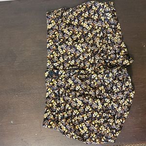Miley Cyrus & Max Azria Flower Shorts Size 9